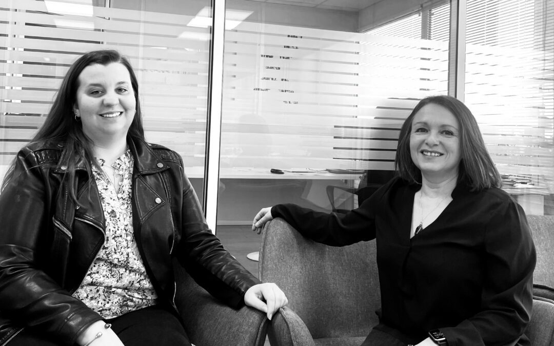 Morgane Escot & Delphine Flores : assistantes administratives et comptables Axylis